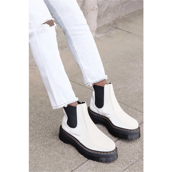 Dr. Martens 2976 Quad Leather Platform Chelsea Boots White US Ladies Size 9 - Picture 2 of 13